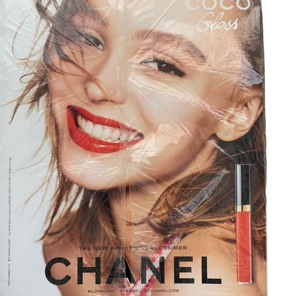 Vogue Magazine March 2017 Gigi Hadid Kendall - Picture 3 of 4